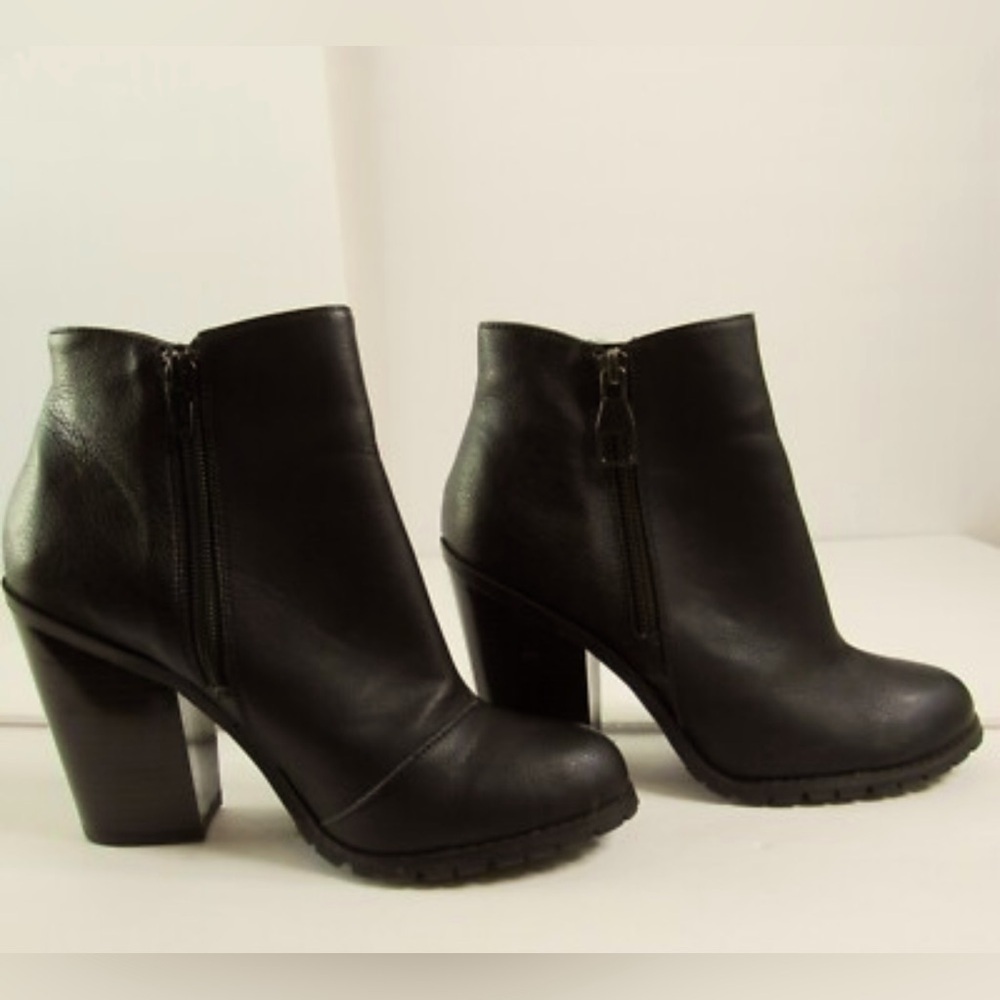 NWT- Call It Spring Black Heeled 🥾 boots